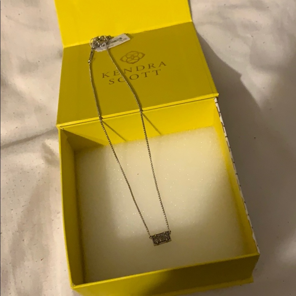 Kendra Scott Pattie Necklace